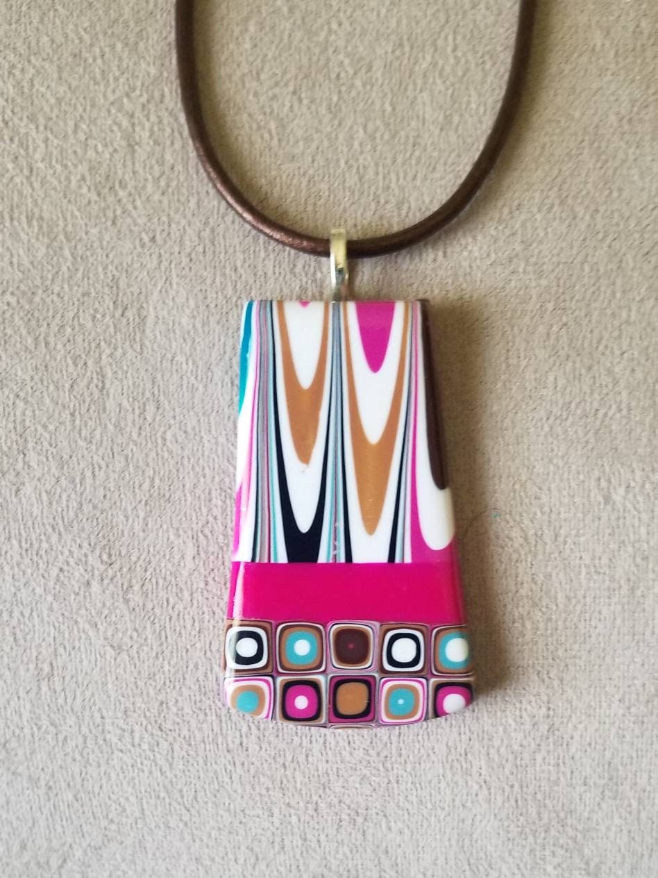Klimt - Pendant and Earring Set - Fushia, Gold, & Black